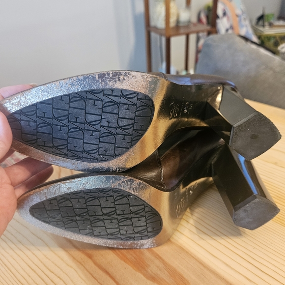 Diane Von Furstenberg Chocolate Brown Genuine Leather Chelsea Booties - Picture 2 of 4